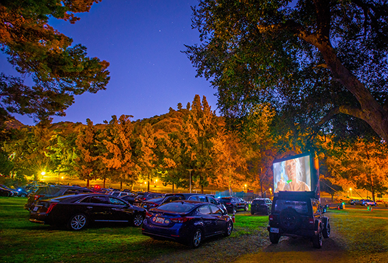 Jurassic Park Drive-In - Cinespia | Hollywood Forever ...
